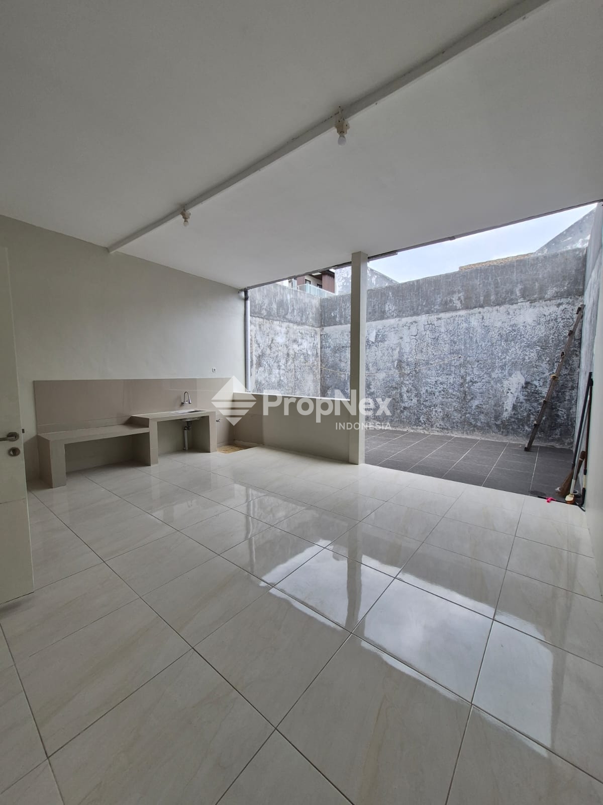 Rumah Puri Surya Jaya — foto 4